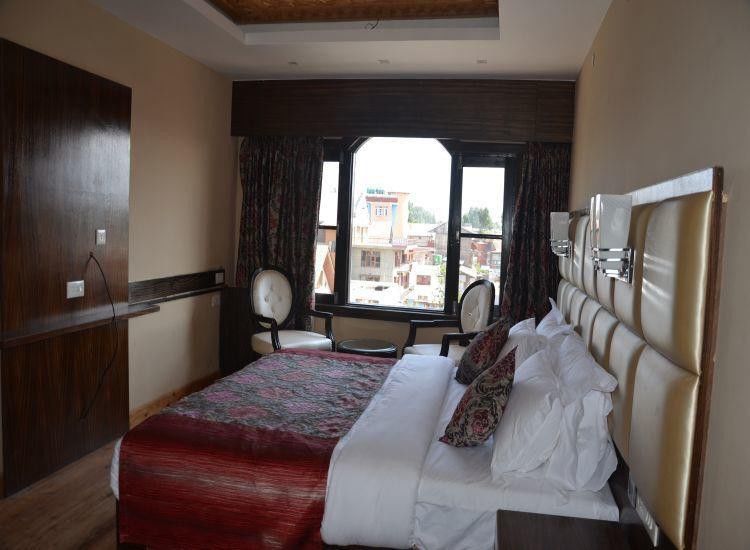 The Pride Inn Srīnagar Dış mekan fotoğraf